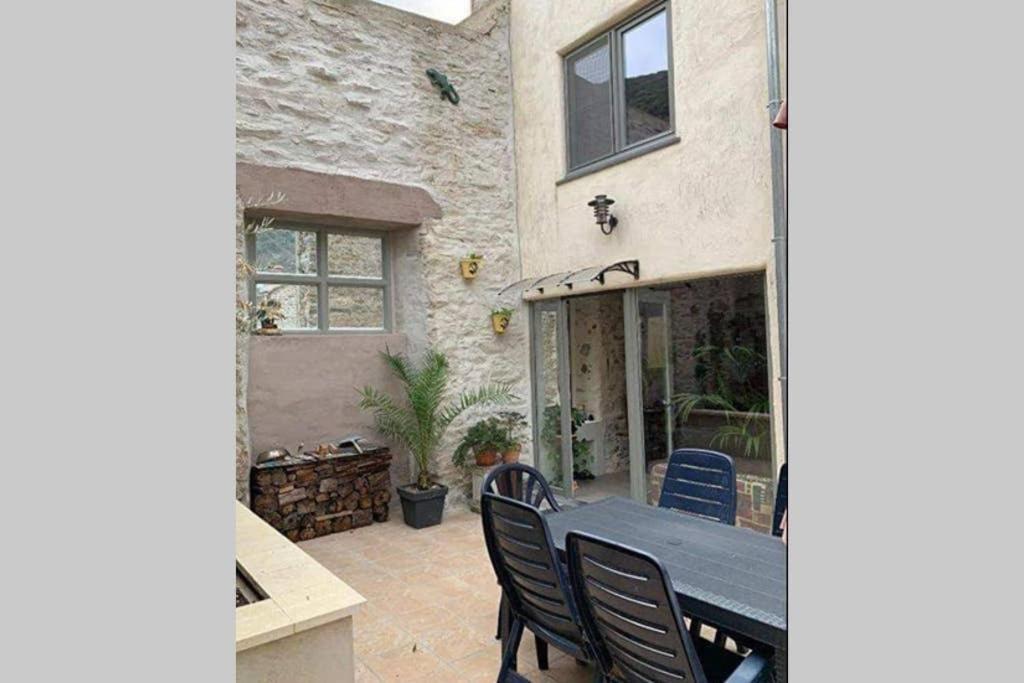 Havre De Paix Au Pied De La Montagne Villa Les Ilhes Exterior photo